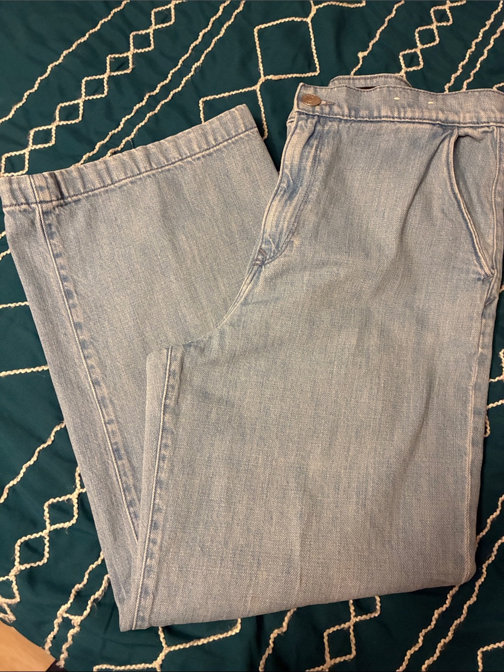 Express Light Blue Women’s Relaxed Jeans